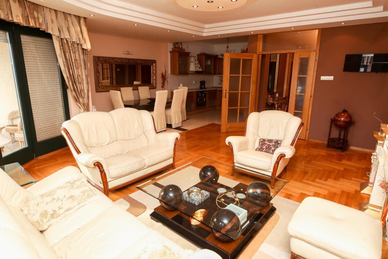 Ugodan I Luksuzan Apartman 巴尼西卢卡 外观 照片